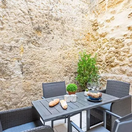 Easylodge - Centre-ville Avec Terrasse דירה